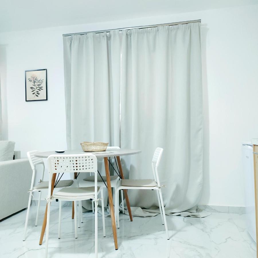 Unique By Perfect-Living Ιωάννινα Apartment ภายนอก รูปภาพ