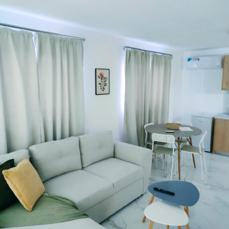 Unique By Perfect-Living Ιωάννινα Apartment ภายนอก รูปภาพ